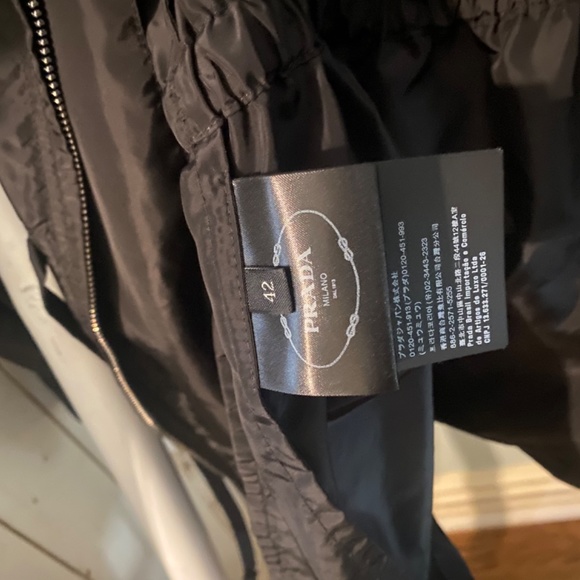 Prada size 42 wind breaker - Picture 4 of 5